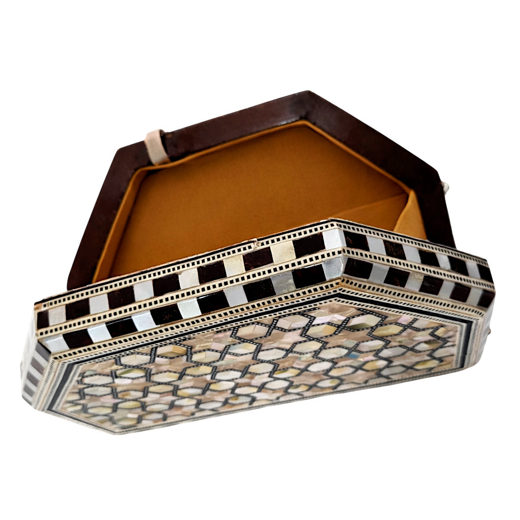 Dialone Msadaf Special Women’s Evening Bag – Handcrafted Mother-of-Pearl Geometric Clutch